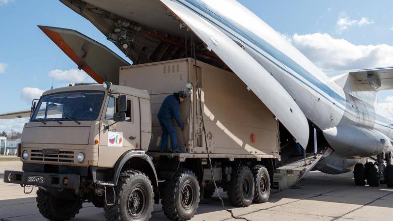 روس کے 7 فوجی طیارے ادویات، طبی آلات اور ماہرین کو لے کر اٹلی پہنچ گئے