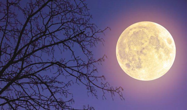 سال کا چوتھا سپر مون آج، چاند زمین کے قریب ہوگا