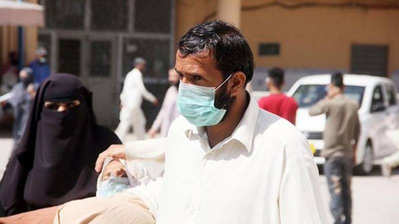  سندھ :کورونا وائرس کا شبہ، گھر میں محدودکیے گئے 16 افراد فرار