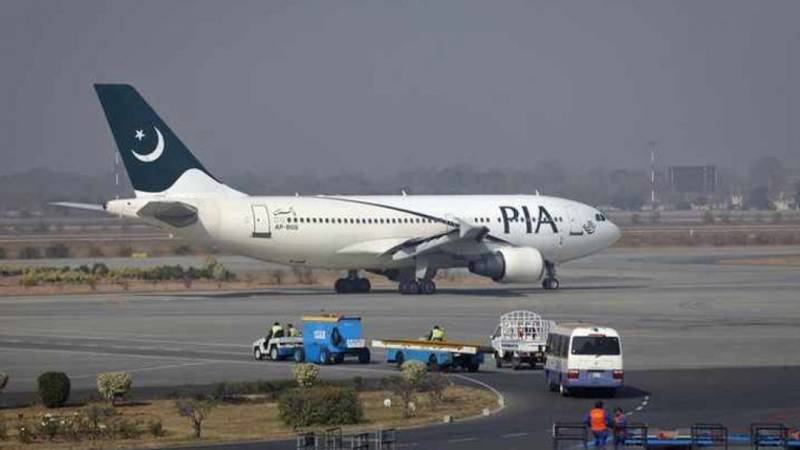 دبئی میں پھنسے پاکستانیوں کیلیے پی آئی اے آج 3 خصوصی پروازیں چلائے گی