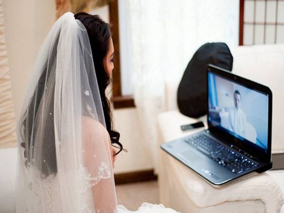 چین میں انٹرنیٹ پر شادیوں کے رجحان میں اضافہ