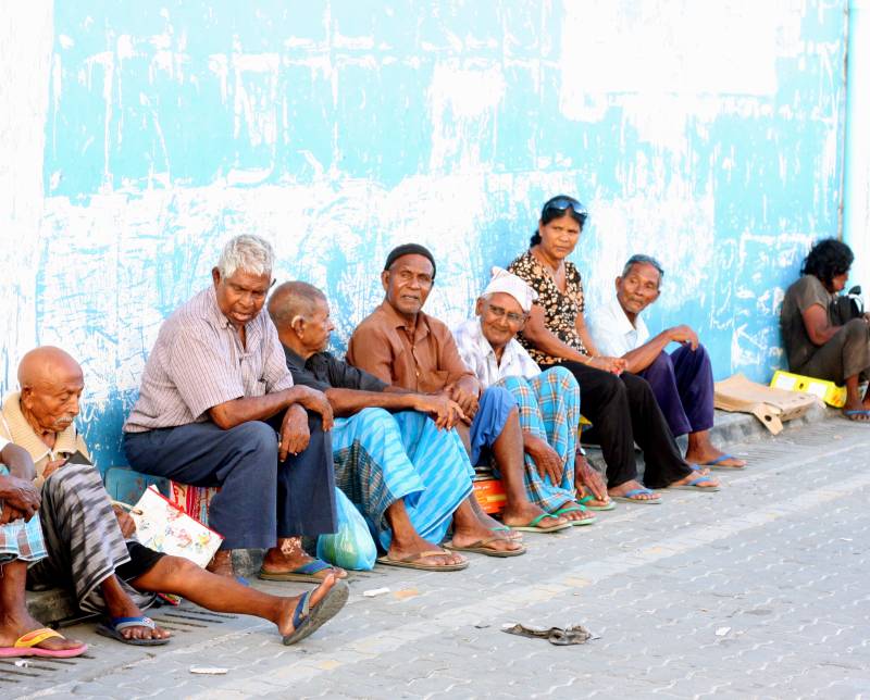 مالدیپ میں ہزاروں غریب غیر ملکی مزدور نوکریوں کھونے کے بعد بھوک و ننگ کا شکار
