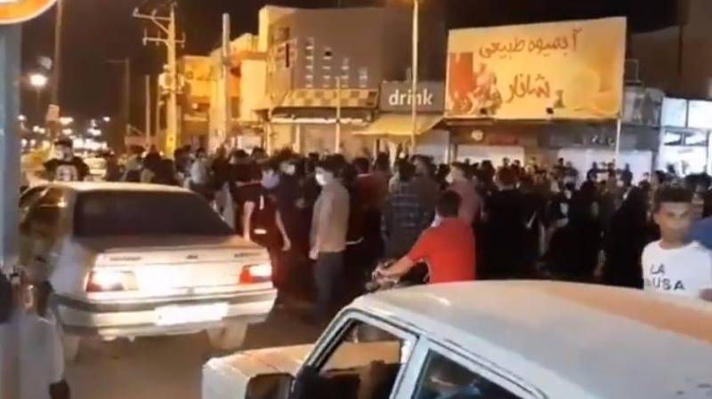 احتجاج کے خوف سے ایران میں سیکیورٹی سخت، گرفتاریاں، انٹرنیٹ محدود