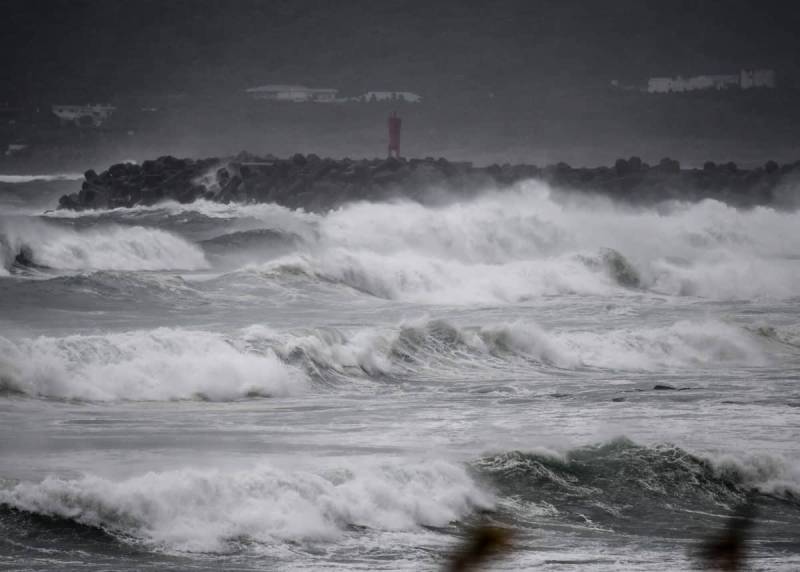 جاپان، سمندری طوفان ہائی شین کا خطرہ، 16 لاکھ 70 ہزار سے زائد افراد کو انخلا کا حکم