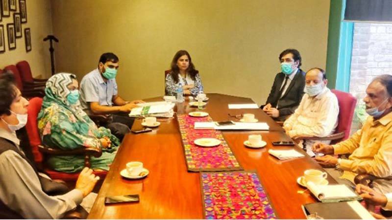 کورونا وائرس سے محفوظ رہنے کے لئے ان تمام ایس او پیز پر عمل درآمد یقینی بنایا جائے جو حکومت پنجاب کی طرف سے جاری کئے گئے ہیں: ثمن رائے