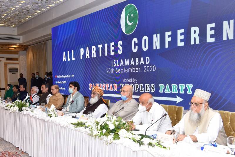 اپوزیشن کی آل پارٹیز کانفرنس جاری،حزب اختلاف کی تمام بڑی سیاسی جماعتیں شریک