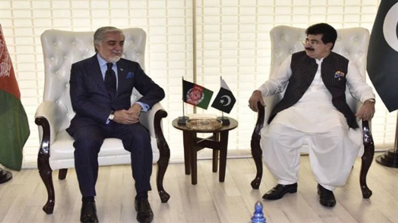 چیئرمین سینیٹ اورڈاکٹرعبداللہ عبداللہ کاپاکستان افغانستان پارلیمانی روابط سےمتعلق امورپرتبادلہ خیال