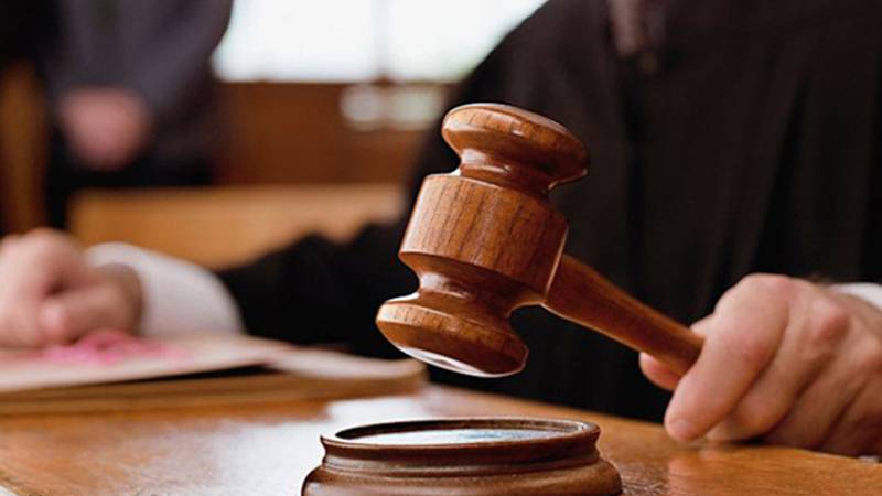 انسداد دہشت گردی عدالت نے ہنگامہ آرائی کیس میں لیگی رہنما کیپٹن (ر) صفدر اور رانا ثنا اللہ سمیت دیگر لیگی رہنماﺅں کی عبوری ضمانت میں 15 اکتوبر تک توسیع کر دی