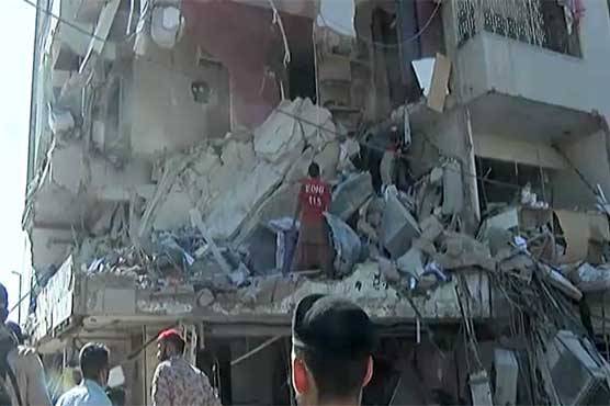 کراچی: گلشن اقبال بلاک 7 اللہ نور اپارٹمنٹ میں دھماکا، 3 افراد جاں بحق، متعدد زخمی