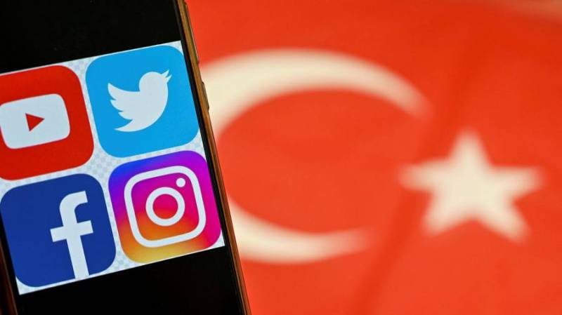 ترکی میں فیس بک، ٹوئٹر سمیت سوشل میڈیا کمپنیوں پر لاکھوں ڈالر جرمانہ