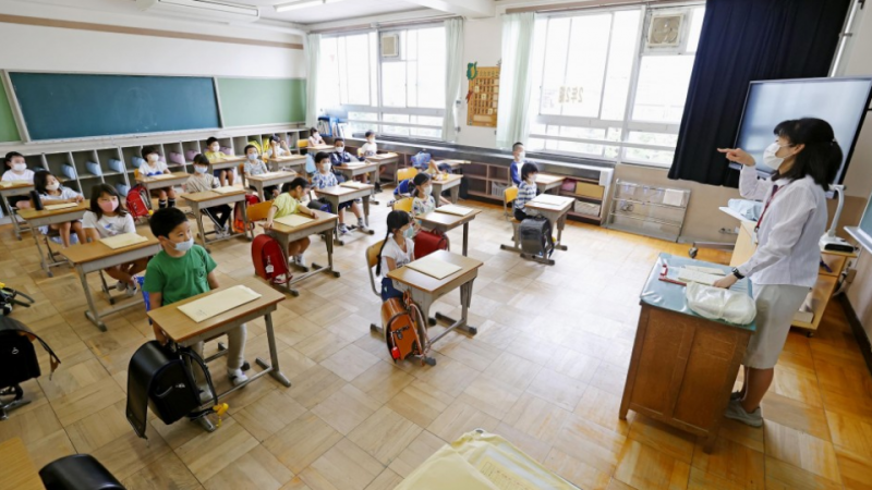 جاپان میں تعلیمی ادارے کھلے رکھنے کا فیصلہ