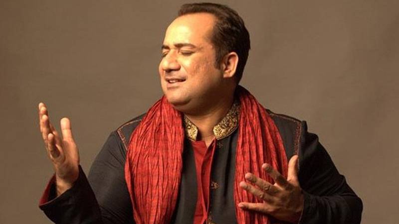 فیڈرل بورڈ آف ریونیو (ایف بی آر) نے معروف گلوکار راحت فتح علی خان کو خفیہ بینک اکاونٹس میں کروڑوں روپے کی موجودگی کا معاملہ نمٹاتے ہوئے زیرو ٹیکس عائد کردیا