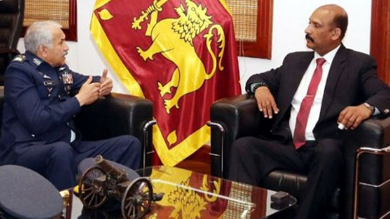 سربراہ پاک فضائیہ اور سری لنکا کے سیکرٹری دفاع کے درمیان ملاقات, باہمی تعاون بالخصوص تربیت اور پیشہ ورانہ مہارت کے شعبوں کو فروغ دینے پر اتفاق 