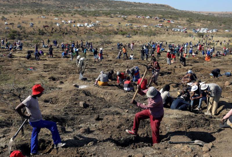 جنوبی افریقہ، شہریوں نے پتھروں کو قیمتی خزانہ سمجھ لیا