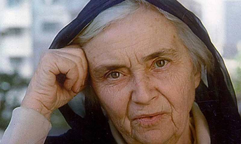 پاکستانی مدر ٹریسا ڈاکٹر رتھ فاؤ کو بچھڑے 4 برس بیت گئے