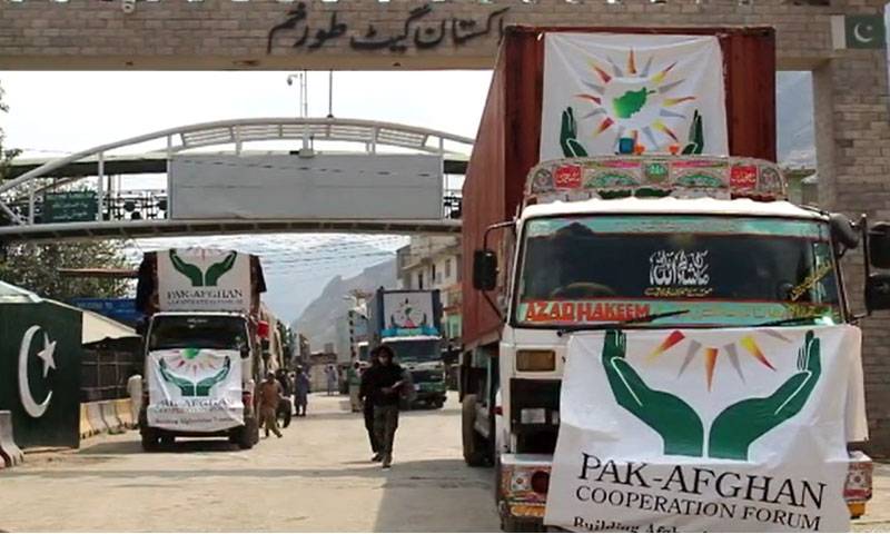 پاکستان کاجذبہ خیرسگالی ،خوراک کے 17 ٹرک طورخم بارڈر پر افغانستان کے حوالے کردیئے 