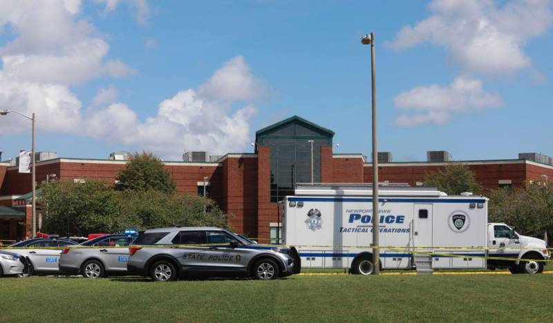 امریکی ریاست ورجینیا کے ہائی سکول میں فائرنگ سے 2 نوجوان زخمی ، ملزم گرفتار