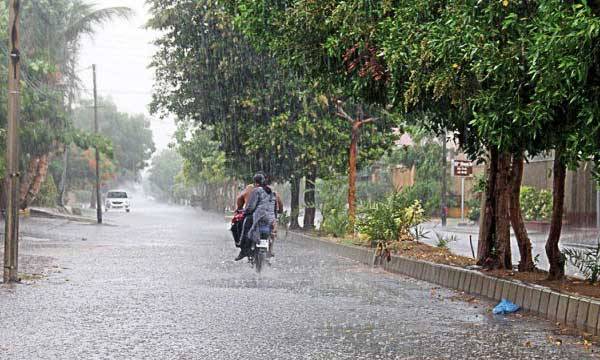 کراچی میں آج بھی بارش کا امکان