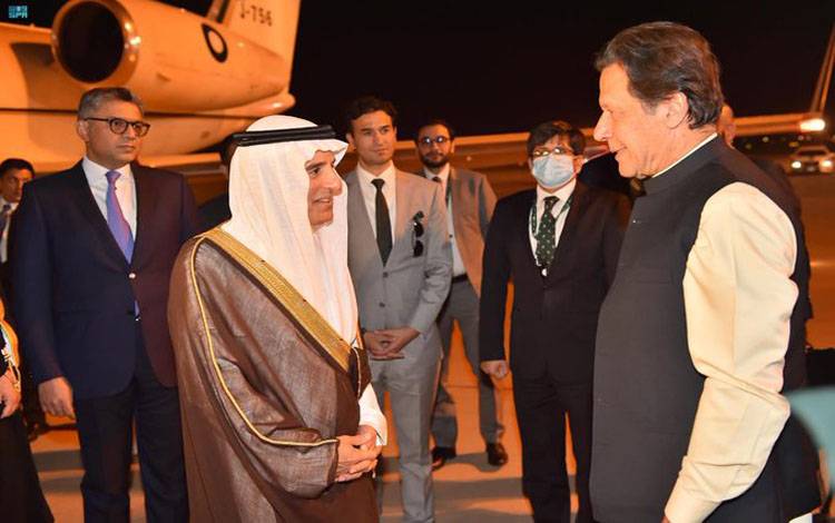 دورۂ سعودی عرب کامیابی سے مکمل، وزیر اعظم وطن واپس پہنچ گئے
