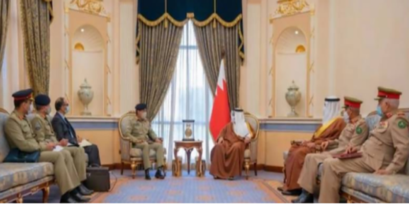 چیرمین جوائنٹ چیفس آف سٹاف کمیٹی جنرل ندیم کا دورہ بحرین، شاہ حماد بن عیسی الخلیفہ سمیت اعلی سیاسی و عسکری قیادت سے ملاقاتیں