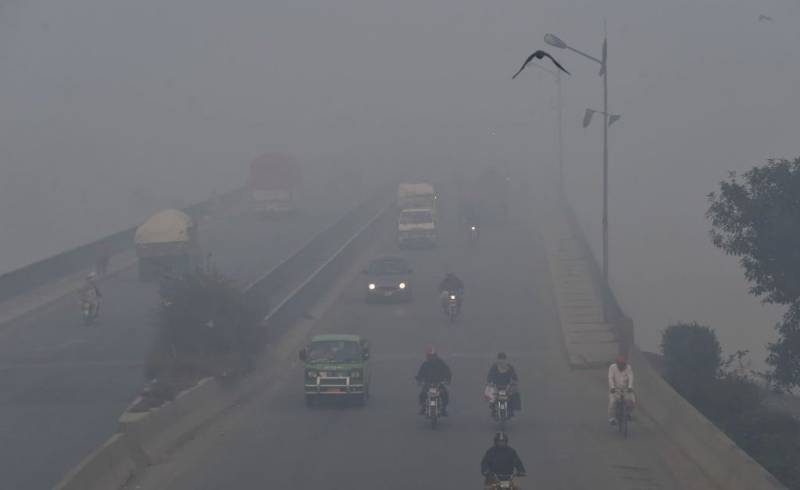  وسطیٰ پنجاب کے اکثر علاقے تا حال فضائی آلودگی کی لپیٹ میں 
