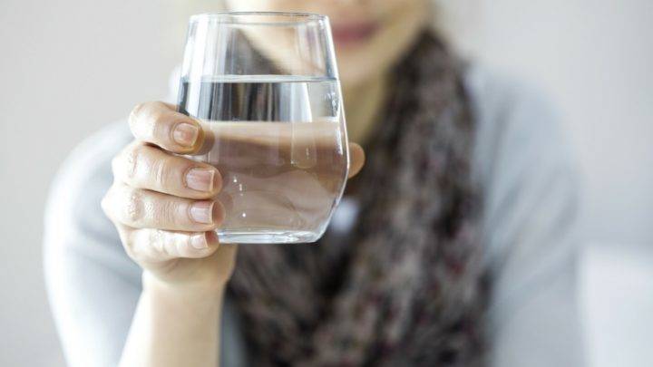 گرم پانی پینا صحت کے لیے دوا کی حیثیت رکھتا ہے،طبی ماہرین