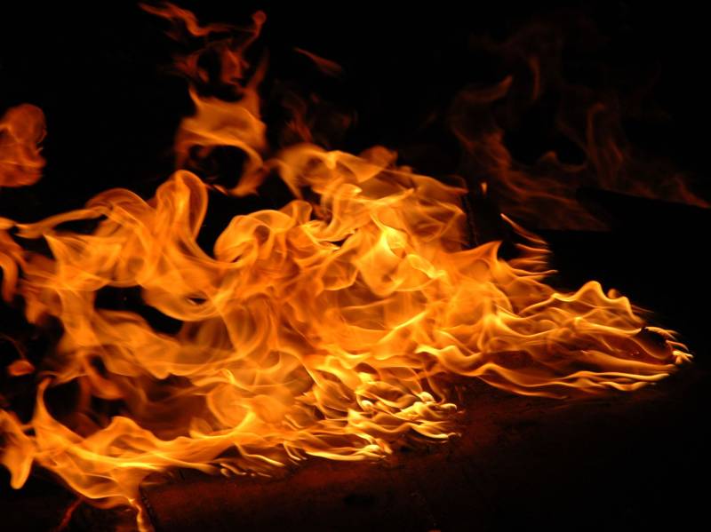 کراچی،سوئیٹر، موزہ فیکٹری میں آتشزدگی