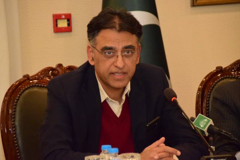 اومیکرون کے آتے ہی کورونا ویکسی نیشن کی ضرورت مزید بڑھ گئی ہے‘ اسد عمر