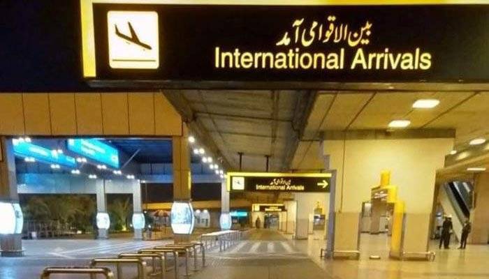وزیراعظم کی ہدایت، بیرون ملک مقیم پاکستانیوں کو ائیرپورٹس پر  مدد کے لیے ون ونڈو آپریشن کی سہولت فراہم 