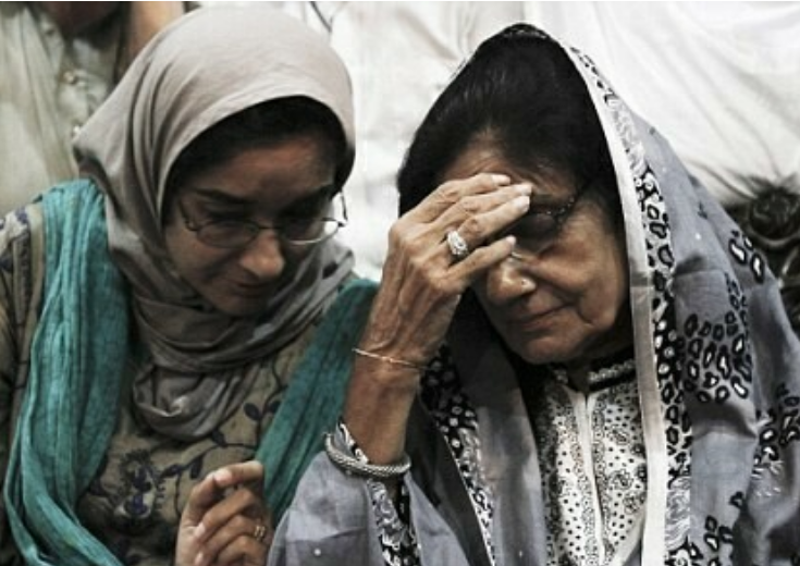 ڈاکٹر عافیہ کی والدہ عصمت صدیقی انتقال کرگئیں