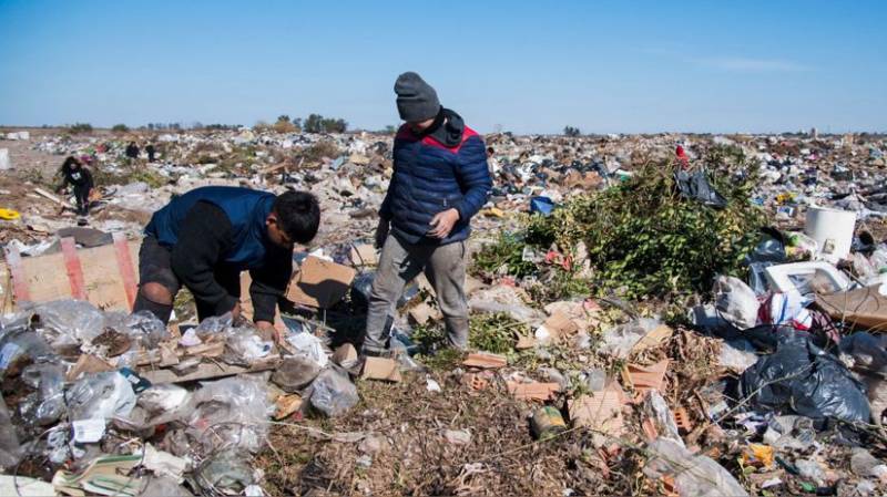 ارجنٹائن: کچرے کے ڈھیر سے لوگوں کو ہزاروں ڈالرز ملنے لگے
