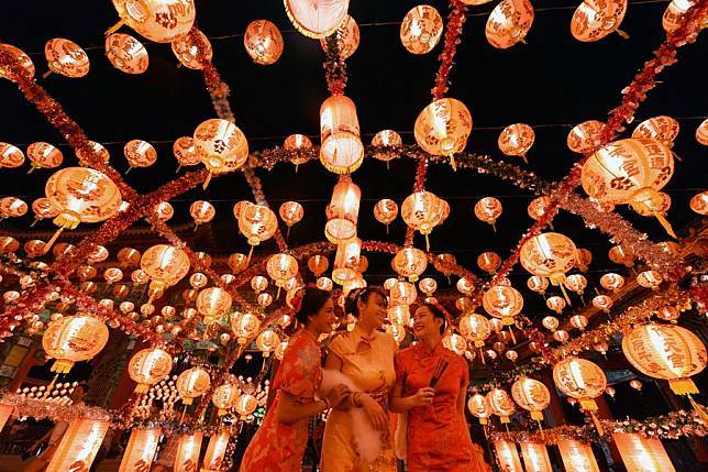 تھائی لینڈ میں نئے چینی قمری سال کے استقبال کے لیے لالٹین فیسٹیول کا انعقاد