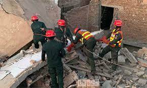 ملتان: رہائشی عمارت گرنے سے 9 افراد جاں بحق