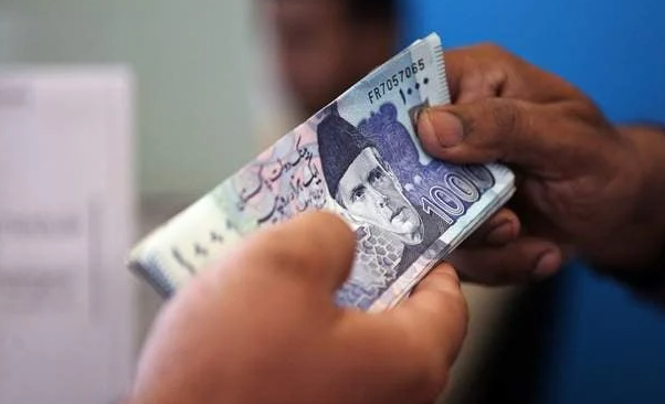 رواں مالی سال بینکوں سے نجی شعبےکو قرض فراہمی میں ریکارڈ کمی