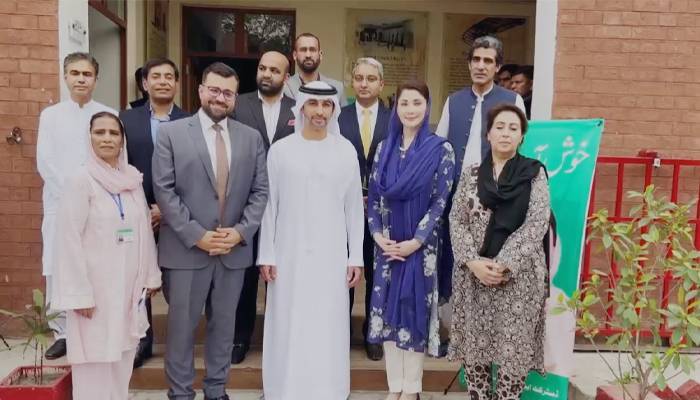  وزیراعلیٰ مریم نوازنےپائلٹ سٹیلائٹ انٹرنیٹ پراجیکٹ کا افتتاح کر دیا
