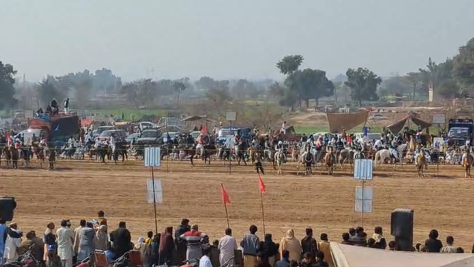 منڈی بہاؤالدین کی تاریخ کی سب سے بڑی نیزہ باٰزی 