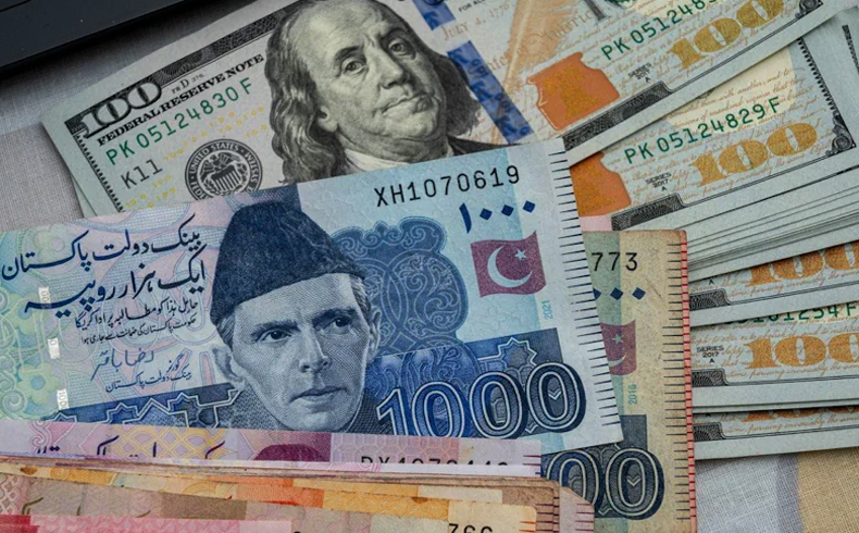 مارکیٹوں میں آج ڈالر کتنا مہنگا