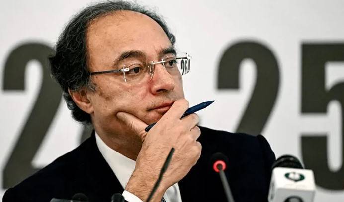  کرنسی مستحکم، مہنگائی کم، فارن ایکسچینج ٹھیک اورپاکستان استحکام کی جانب بڑھ رہا ہے:وزیر خزانہ