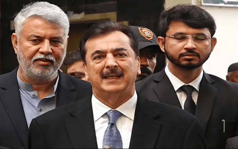ٹڈاپ اسکینڈل کیس: چیئرمین سینیٹ یوسف رضا گیلانی 3 مقدمات سے بری