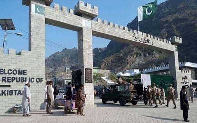 پاک افغان طورخم تجارتی گزرگاہ کو 25 روز بعد کھولنے کا فیصلہ 