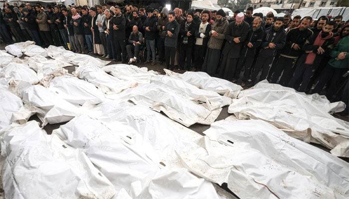 غزہ میں گزشتہ 24 گھنٹوں میں اسرائیلی حملوں میں مزید41 فلسطینی شہید