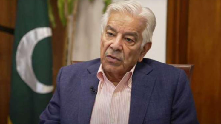 آئی ایم ایف سے ریلیف ناممکن تھا، وزیراعظم نے ہمت نہ ہاری:  وزیر دفاع