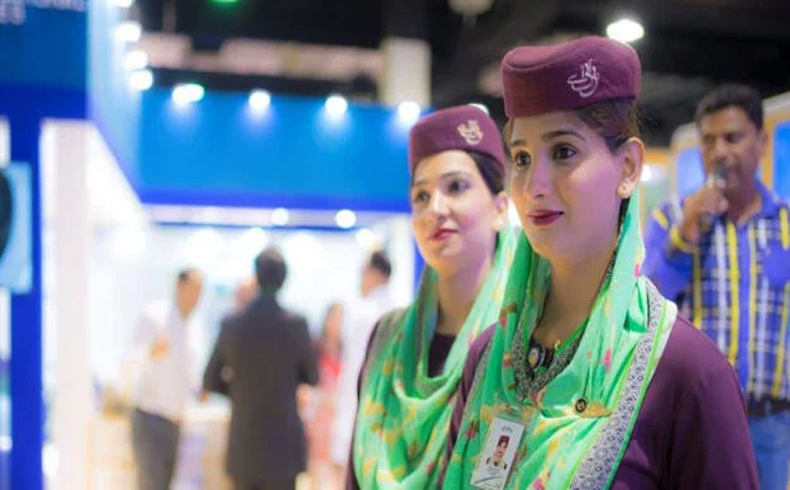 پی آئی اے کا پائلٹس اور فضائی میزبان بھرتی کرنے کا فیصلہ 