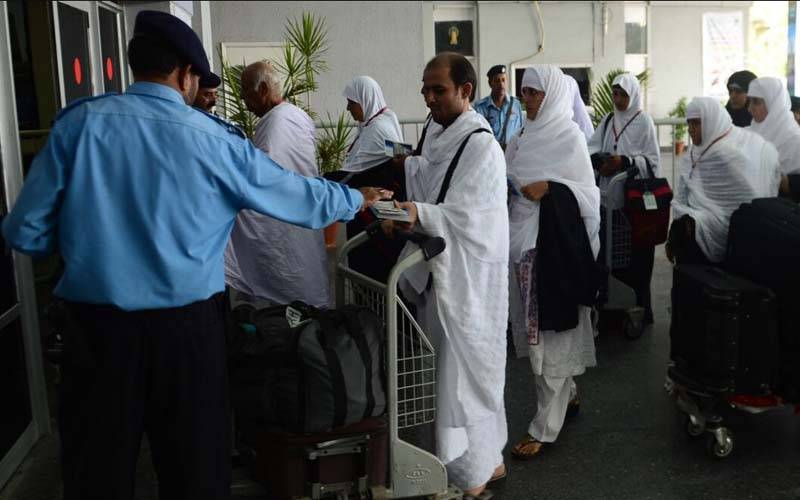 حج کے نئے انتظامی امور،مختص پورٹل اور غیر واضح ڈیڈلائنز، ہزاروں پاکستانی حج سے محروم ۔۔؟ 