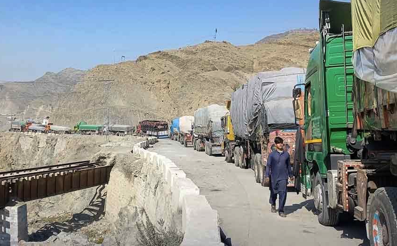 حکومت کی افغان ٹرکوں کو واہگہ بارڈر عبور کرنے کی اجازت 
