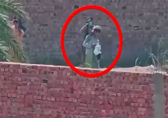 بھارتی سپانسرڈ فتنہ الخوارج معصوم بچوں کو انسانی ڈھال بنانے لگے، ویڈیو منظرعام پر