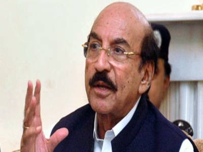 وزیر اعلیٰ سندھ سید قائم علی شاہ نے چشمہ جہلم لنک کینال کے تنازعہ پر حکومت پنجاب سے رابطہ کیا اور چشمہ جہلم لنک کینال میں دریائے سندھ کا پانی نہ چھوڑنے کا مطالبہ کیا ہے۔
