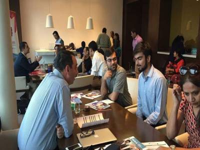  پاکستانی طلبا کیلئے خوشخبری:کینیڈا نے پاکستانی طلباء کیلئے ویزے کا حصول انتہائی آسان کر دیا
