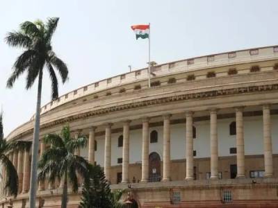 بھارت،پارلیمنٹ کے احاطے میں آتشزدگی