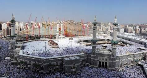 مسجد الحرام میں روح پرور اجتماع‘ 20 لاکھ عازمین حج نے نماز جمعہ ادا کی‘ حج پر القاعدہ کا حملہ خارج از امکان نہیں : سعودی وزیر داخلہ